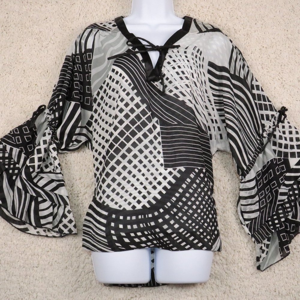 Unique Spectrum* Women's Flared Long Sleeve High/Low Curved Hem V-Neck Blouse~ M